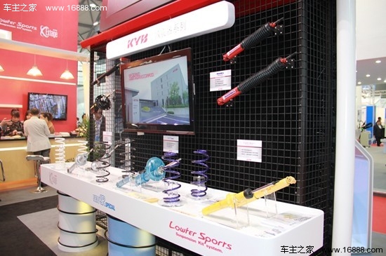 王者归来 日本避震品牌KYB亮相上海车展_行业动态 - 车主之家